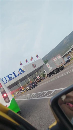 Cruz Roja Colombiana: apoyo humanitario entre Colombia y Venezuela