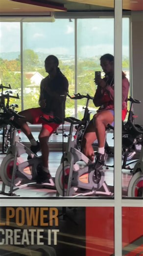 20 minutes on elliptical before workout. Make sure and stretch after. Every workout was 4-5 heavy sets or till failure. Try it and your legs might grow 😅😂 Follow for more advice 😮‍💨…. #fyp #gymworkout #legs #fitness #dedicated