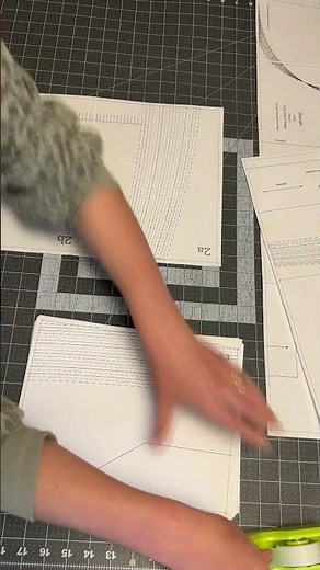 How I Tile Digital Patterns (The Easy Way!)