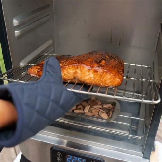 Smoked Salmon w/ Brown Sugar Glaze