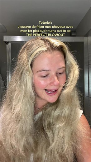 Tuto les copines: Je savais vrm pas ou je m’en allais, mais finalement, ça a tourné en un perfect blowout, jvais faire cette technique plus souvent FOR SUREEE, ça fait fkg de volume - save it to do it babe, it works 😛 #girly #hairtutorial #blowout