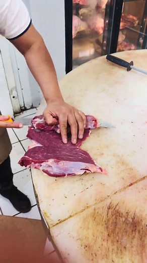 Conoce las partes de la res con un experto carnicero