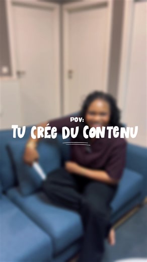 Pov: tu es créatrice de contenu 🤣 On montre le résultat… mais jamais le chaos derrière 😭🎬 Merci à mon assistante du jour 🤣@dasia_farida #behindthescenes #contentcreator #betisier #funny #ouagadougou🇧🇫