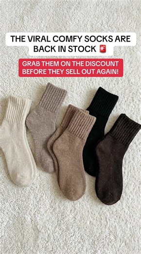 My favorite socks to wear this time of year ❤️