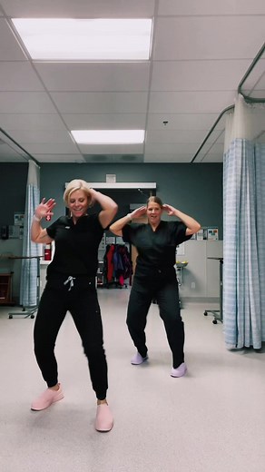 My girl came thruuu!! #dancingnurse #nurse #healthcareworkers #dance #vibe dc @j.forjaaay