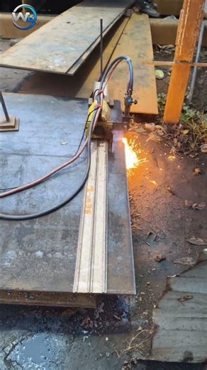 Gas cutter pug machine 🚀 Plate cutting pug machine, #pug #gascutter #workslife