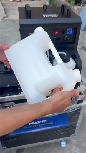 Create Stunning Fog & Light Effects with 900W Dual Head LED Smoke Machine