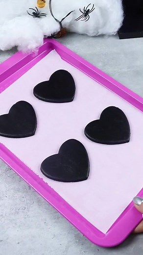 1.6K views · 31 reactions | No-Spread Black Sugar Cookie Web Hearts!...
