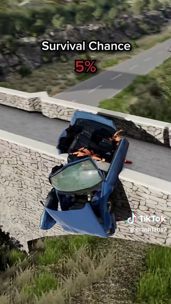 Is the last one even possible to survive?? 🚘💥 #game #crashlab #beamng