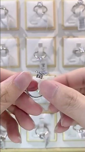 SMJEL Crystal Fidget Spinner Ring for Women – Anti Stress Wedding Jewelry