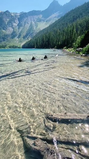 Hiking in Montana #glaciernationalpark #hike #montana #mountain #waterfalls #lake #hikingadventures #roadtrip