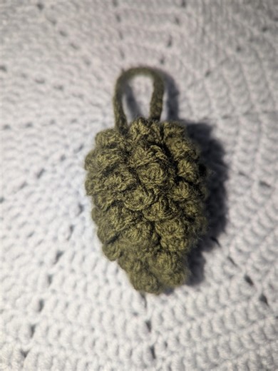 Crochet Pine Cone Ornament – Rustic Christmas Tree Decoration – Handmade Winter Decor - Etsy