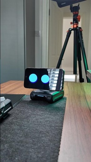 Meet LOOI, the most advanced desk pet around!