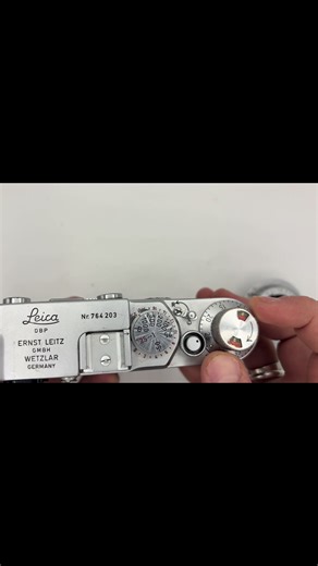 Let’s talk about that quiet Leica click. Totally unique, incredibly satisfying, and always a challenge in the best way 📷 #leica #filmphotography #35mmfilm #analogphotography #filmisnotdead