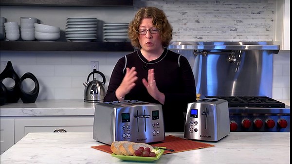 Cuisinart 4 Slice Countdown Motorized Toaster, Compact Bread Toaster with Extra-Wide Slots for Toasting Bread, French Toast, Bagels and Pastries, Defrost & Reheat Functions, CPT-435P1, Stainless Steel