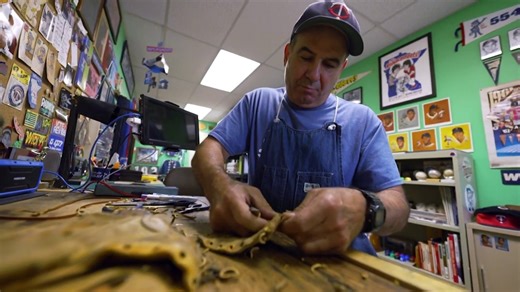 Minnesota man gives old baseball gloves new life
