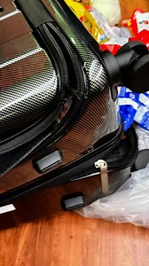 #broken #broken my maleta | Nando Corp.