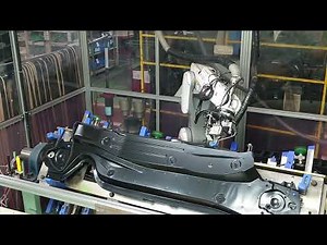 【自動化技術】自動車部品（カウル）自動貼りライン：ロボットスポンジシーリング導入後｜豊臣機工