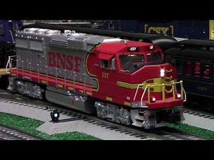 MTH Premier BNSF GP60M with Flatcar Set