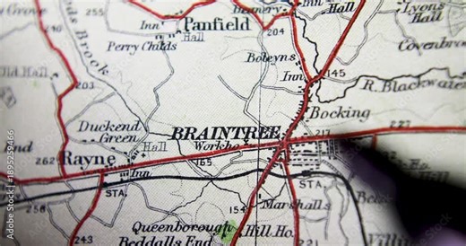 An old historical map from 1900 showing the town of Braintree which is a town in Essex England with a pen circling the city name with a black pen