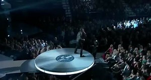 ACM Awards 2014 Luke Bryan Play It Again
