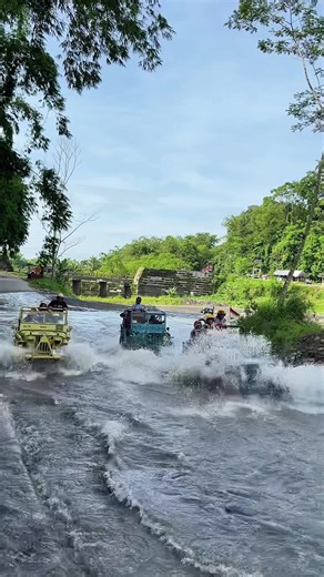 Reservasi jeep lava tour merapi 087739664355 #lavatourmerapi #jeepmerapi #wisatajogja #merapilavatour