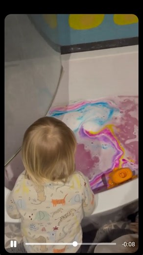 Jen Boddle 🛀 Bath Bomb Subscription Box on Instagram: "A message from a long-term subscriber mum that made me properly smile… She told me she wishes she’d filmed them running upstairs chanting “bath bomb box! bath bomb box!” before opening their new one 🥹 Apparently it happens every single month. Same excitement. Same routine. Same race to choose first. This is Rachel’s 36th box. Which means for three years straight… bath time has come with a little bit of magic built in. If you’ve ever wonder