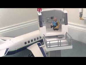 Review - Playmobil 5261 Cargo and Passenger Aircraft
