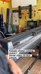 17K views · 2.1K reactions | Hitungan sticker cutting itu perwarna, semakin banyak warna yang di pakai semakin mahal juga nilai jualnya.. #sticker #stickers #edukasi #tutorial #stickercutting #cuttingsticker | Icank Bintang Sticker | Facebook