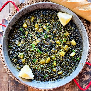The Most Exquisite Seafood Rice from Spain | Arròs Negre Recipe