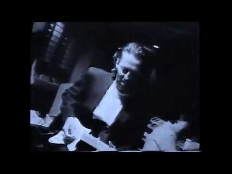 Eric Clapton - Bad Love - (Official Clip)