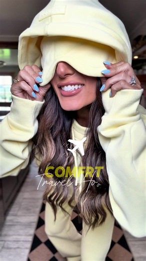 Comfrt Travel Hoodie review: Best travel hoodie for flying