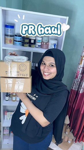 22K views · 555 reactions | mini pr haul vaseline body oil wishcare body lotion aplb moisturizer mary & may eye cream from @nakhre link: https://www.facebook.com/share/17ihRDpG5j/ iunik moisturizer from @S.A mart link: https://www.facebook.com/share/1Mro3VkoaG/ Go spotz body scrub from @go spotz link: https://www.facebook.com/share/17b7v4KQ9E/ #fblifestyle | Fleinn by Tasnim | Facebook