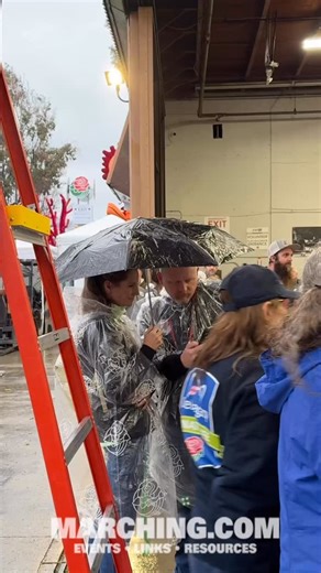 One of the most heart-touching moments of the 2026 Rose Parade experience 💙 During float judging on December 31, the OneLegacy Donate Life float happened to be positioned next to the Michael D. Sewell Foundation float, which featured the Band Directors Marching Band. There was a deeply meaningful connection between the two entries. Band member Josh Boyd was present as his daughter Emily, who passed away at age 8, was honored with a floragraph on this year’s Donate Life float. Through her selfle