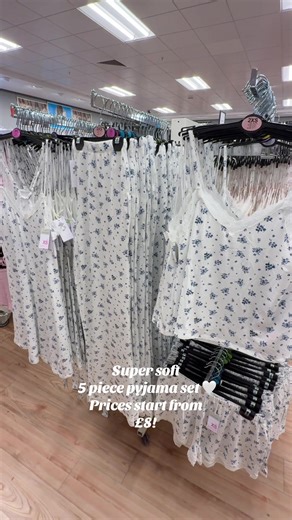 Discover Our Super Soft 5-Piece Pyjama Set Now in Store!