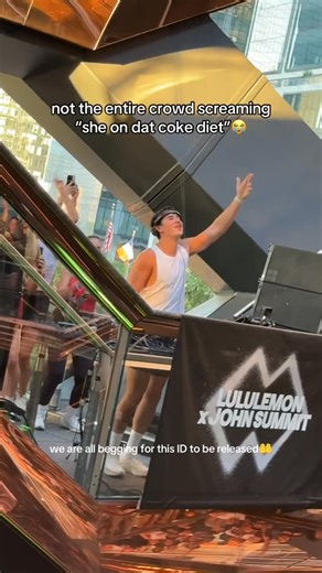 john summit central | SHE STOPPED DRINKING DIET COKE SHE ON DAT COKE DIET🗣️🥤 | Instagram