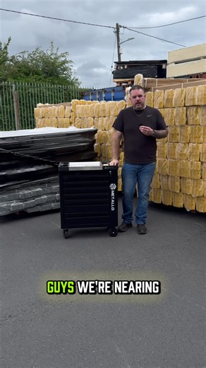The final run of the 7-7 Metallo Toolbox 7 drawers and all full of the highest spec tools for just €399 Get yours in-store or online before they're gone 👏🏻 #alltoolsdirect #fyyyyyyyyyyyyyyy #europe #toolbox #metallo