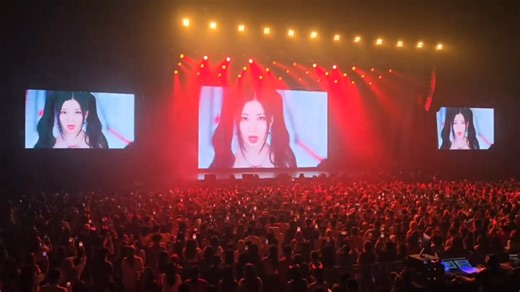 再次来感受ASA的喊麦吧！气场全开 后面大屏轮到ASA的欢呼声好大呀～‖240608 雅加达见面会