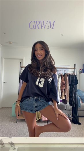 Cam from Modern Family on The Ellen Show: AO Outfits