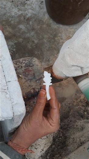 Transforming a Sacred Conch Shell into a Miniature Masterpiece