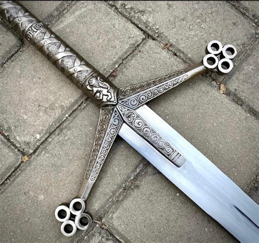 Handmade Scottish Claymore Sword Traditional Broadsword Replica | High Carbon Steel Medieval Collectible | Historical Display Gift - Etsy