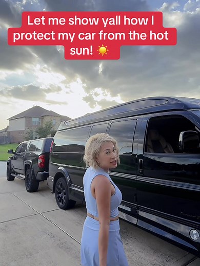 Let me show yall how I protect my car from the hot sun! ☀️ Foldable Anti-UV Windshield Su#windshield #foryoupage #goviral #tiktokshopcreatorpicks #tiktokshop
