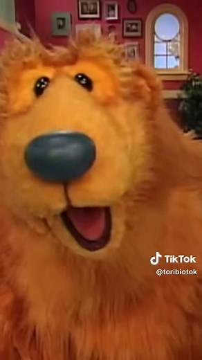 Bear in the Big Blue House: What's That Smell?