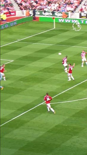 Gareth Bale Defies Physics 😱