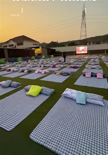 MOVIE IN THE PARK 🎬🌴 An open-air movie experience under the stars ✨ Good vibes, fresh air, great movie & chilled moments. 📍 Location: The Platinum Bay Hotel, Abokobi - Sesemi 🍿 Movie • Drinks • Relaxed atmosphere Come with your friends, your date, or just yourself, vibes guaranteed. 📞 Call/WhatsApp for reservations: 0545737939 / 0509912772 Limited spots available. See you there 🍿🎥 #PlatinumBayHotel #movieinthepark #fyp #fy #outdoorcinema