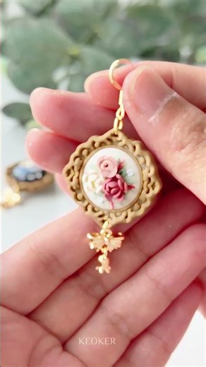 Who knew a little twist could make earrings this magical? 🪄💫www.keoker.net