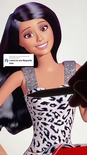 rezist (@rezist.art) - Transformación de Raquelle: Arte y Maquillaje