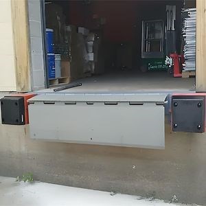 [Hot Item] Mechanical Manual Edge of Dock Leveler for Warehouse Loading Bay