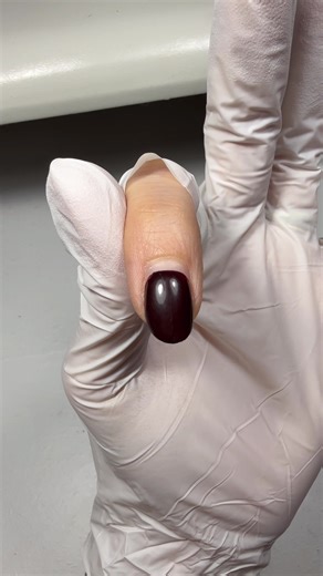 Nivelación, balance, como le llames, aquí te muestro como lo realizo… Para esta técnica es importante usar un gel auto-nivelable, te sirve ya sea un gel de construcción, hard gel o rubber y generalmente solo es para estructuras no muy largas… si tienes comentario te leo 😉 . . . #hardgelnails #hardgel #tecnicadeuñas #buildergel #overlaynails @Nail Mart USA @Akzentz Professional