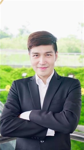 A indecisão é o imposto dos homens medíocres.